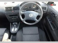 Volkswagen Golf - 2003