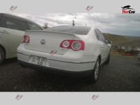 Volkswagen Passat - 2010