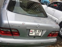 Mercedes-Benz 320 - 2000