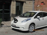 Nissan Leaf  - 2012