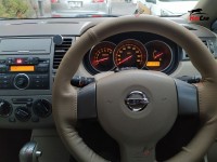 Nissan Tiida - 2005