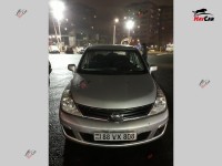 Nissan Versa - 2010