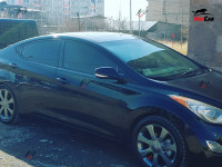 Hyundai Elantra - 2013