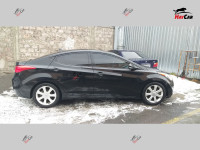 Hyundai Elantra - 2013