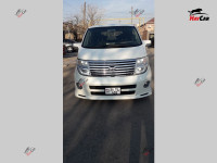 Nissan Elgrand - 2005