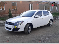 Opel Astra - 2012