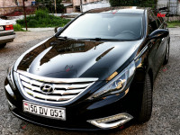 Hyundai Sonata - 2011