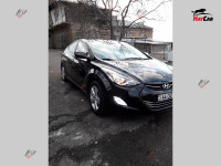 Hyundai Elantra - 2012