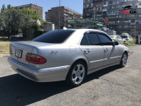 Mercedes-Benz E 320 - 2002