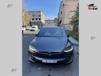 Tesla Model X - 2016